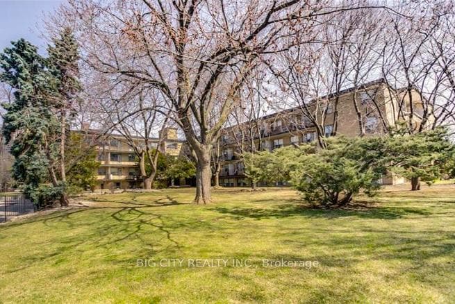 31 Upper Canada Drive Unit 103, Bridle Path / York Mills / Hoggs Hollow, ON M4K 2L5 - Photo 1