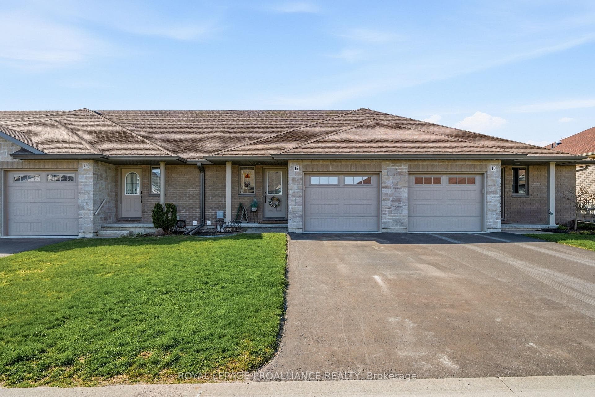12 Cortland Crescent, Quinte West, ON K8V 0E9 - Photo 1