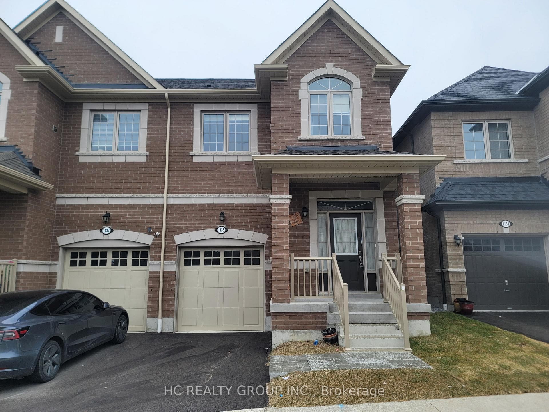 1135 Azalea Avenue, Pickering, ON L1X 0M5 - Photo 1