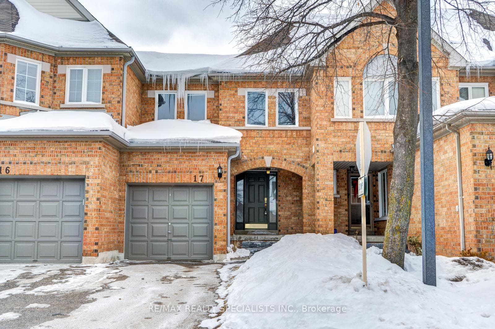 5230 Glen Erin Drive Unit 17, Mississauga, ON L5M 5Z7 - Photo 1