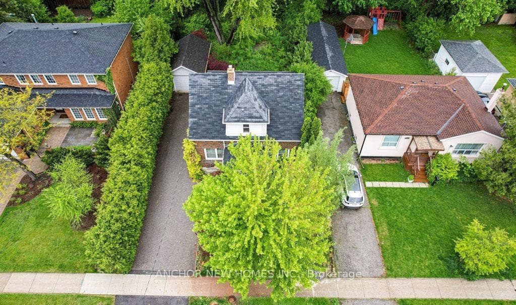 292 Horsham Avenue, Toronto C07