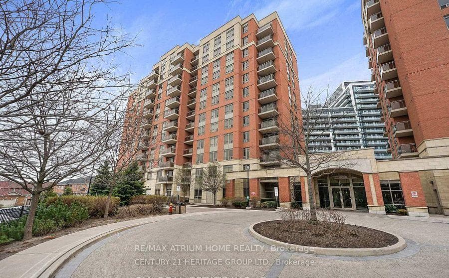 73 King William Crescent Unit 302, Richmond Hill, ON L4B 0C2 - Photo 1