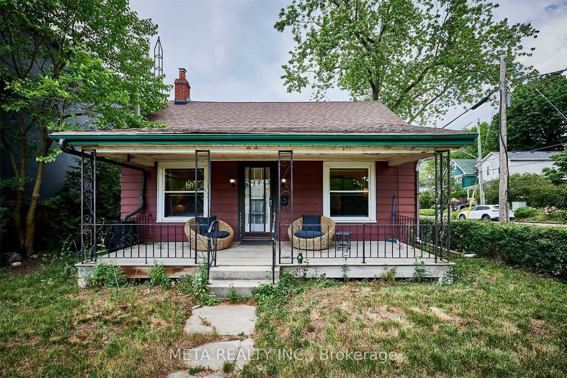 22 Freeman Street, Birch Cliff / Cliffside, ON M1N 2B9 - Photo 1