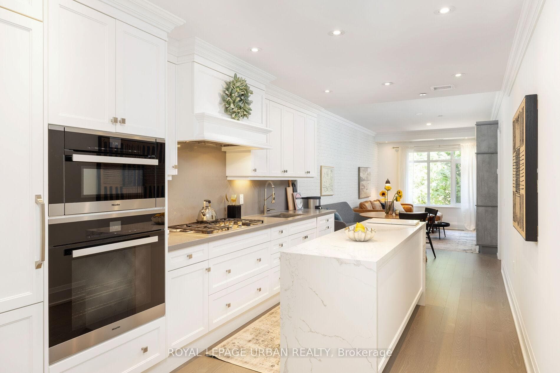 1900 Bayview Avenue Unit 223, Bridle Path / York Mills / Hoggs Hollow, ON M4G 0A6 - Photo 1