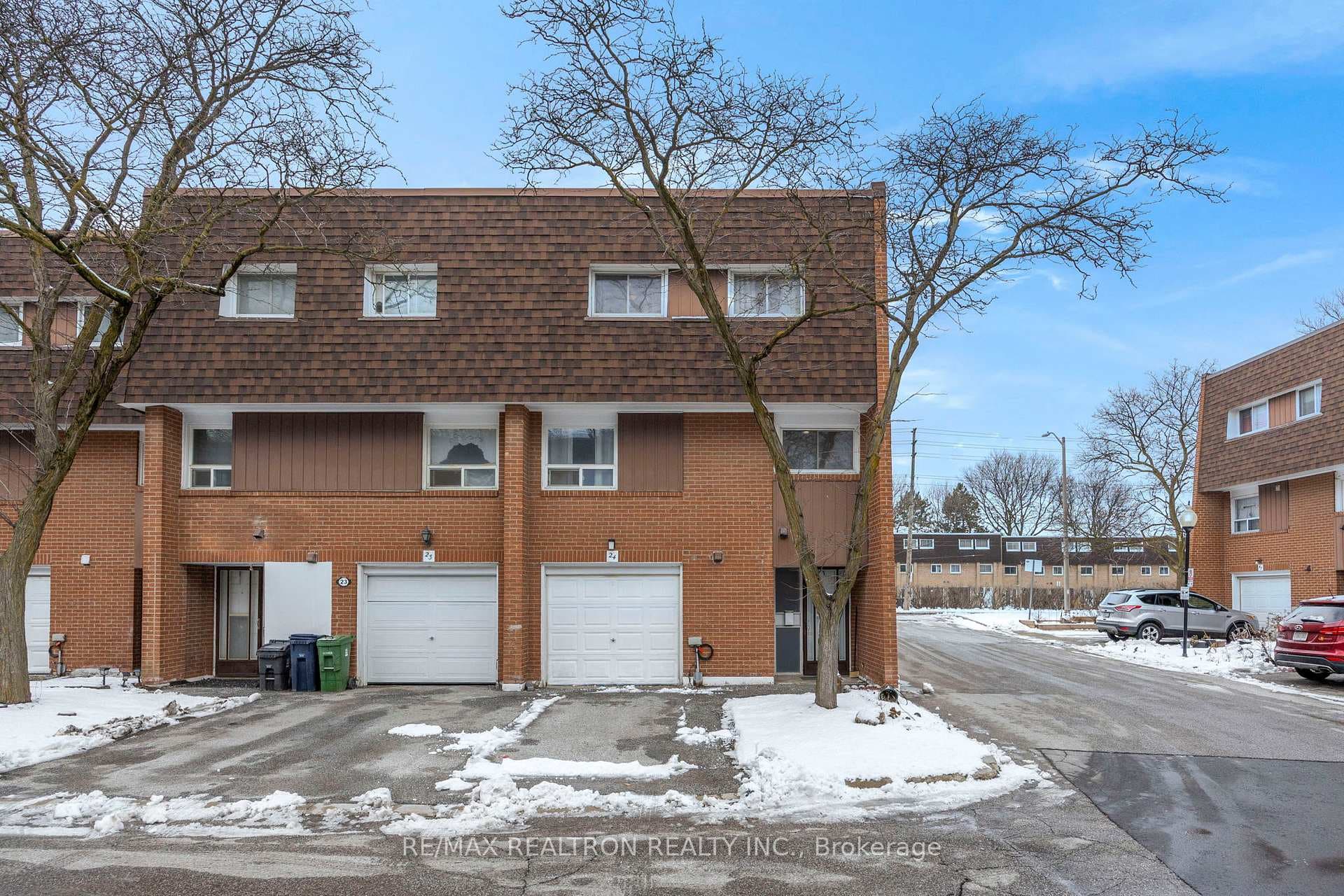 1673 Albion Road Unit 24, Etobicoke (West Mall / Rexdale), ON M9V 1B7 - Photo 1