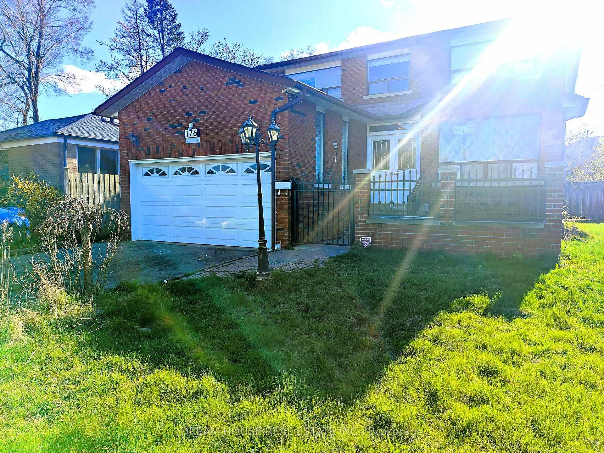 176 Conlins Road Unit Main, Rouge / Port Union / Malvern, ON M1C 1C5 - Photo 1