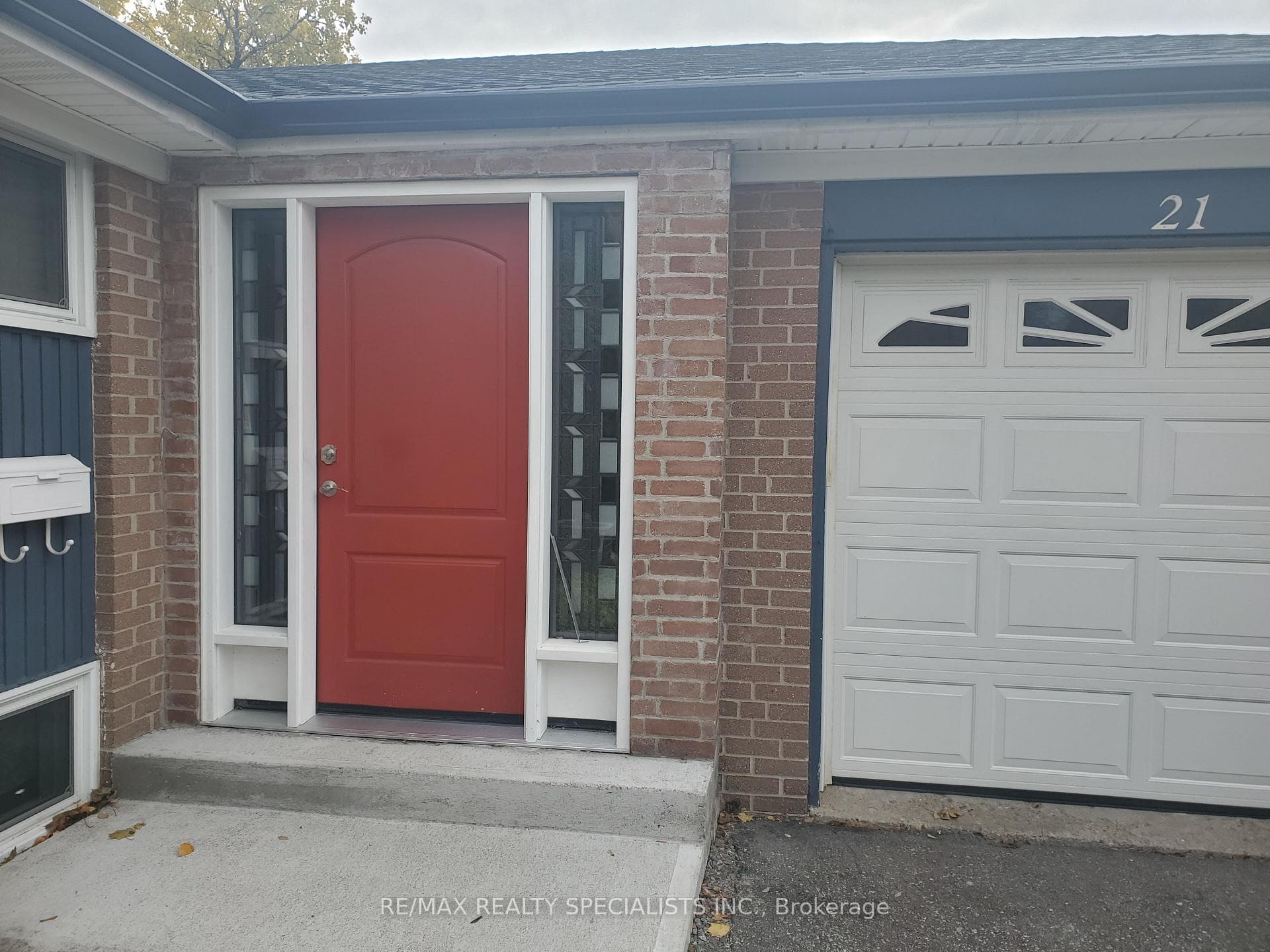 21 Burgby Avenue Unit Upper, Brampton, ON L6X 2G7 - Photo 1