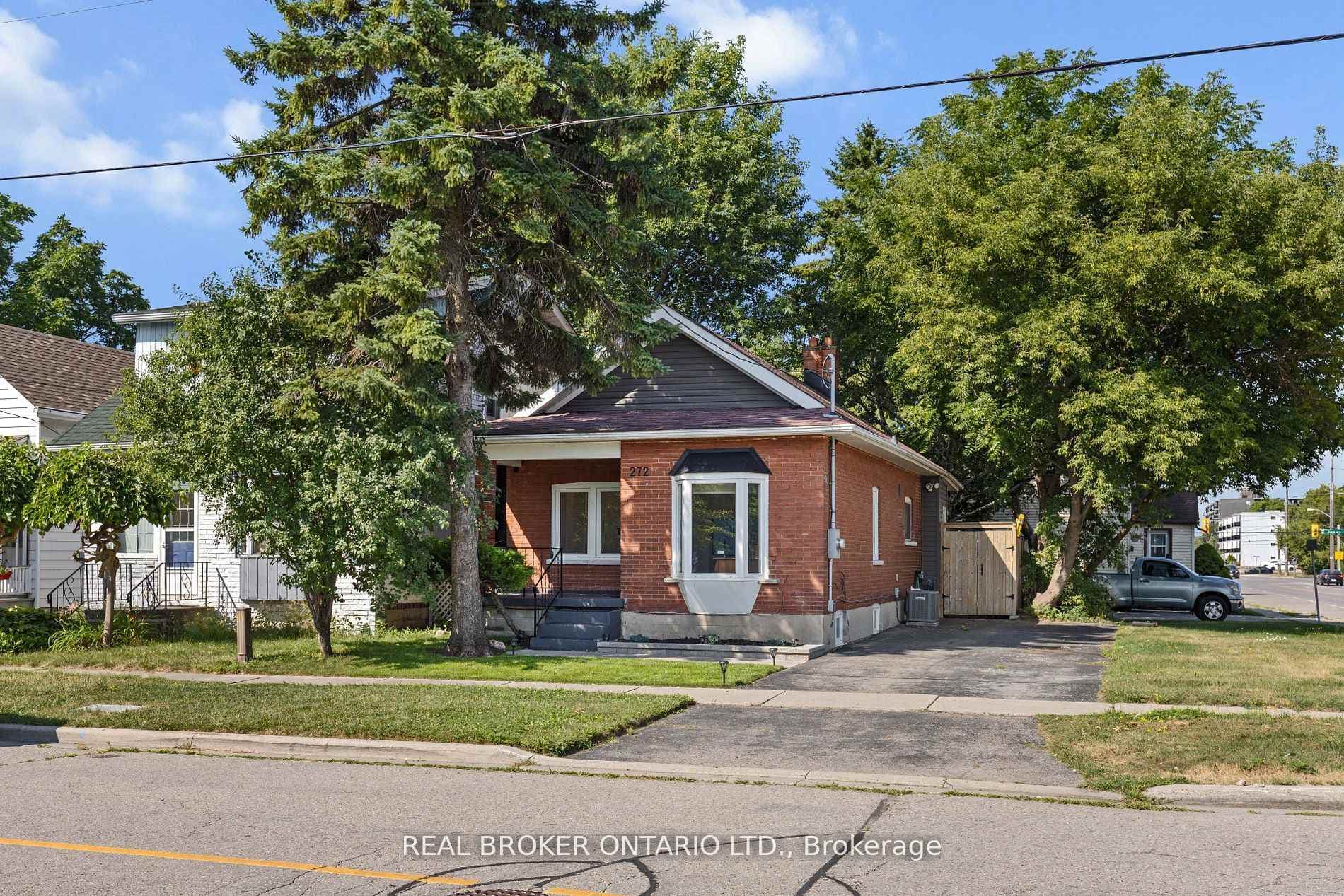 272 Burk Street, Oshawa, ON L1J 4C4 - Photo 1