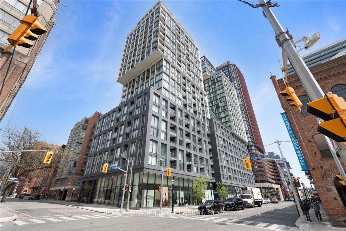 158 Front Street Unit 1018, Regent Park / Cabbagetown / St. James Town, ON M5A 0K9 - Photo 1