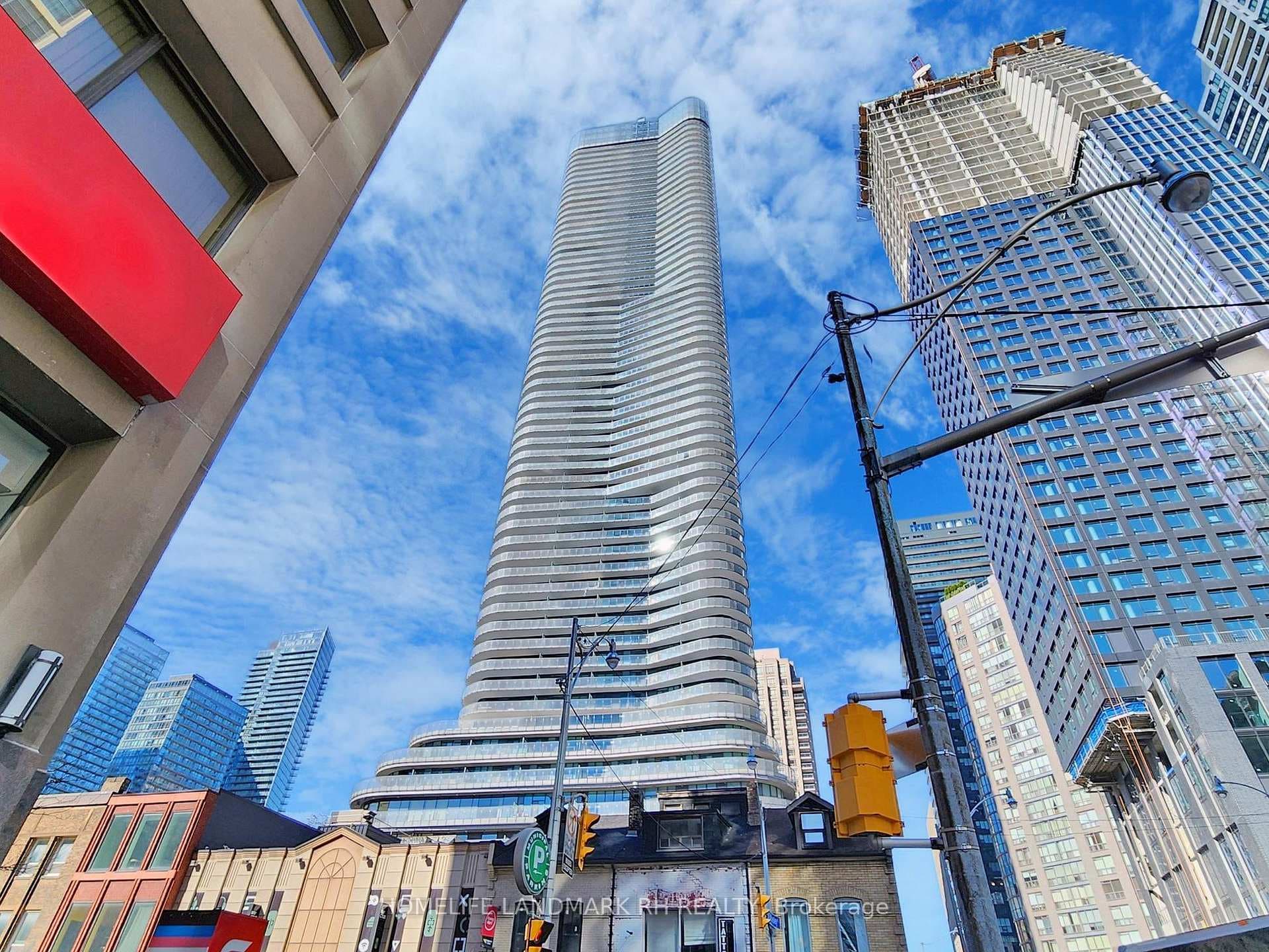 11 Wellesley Street Unit 3202, Toronto C01