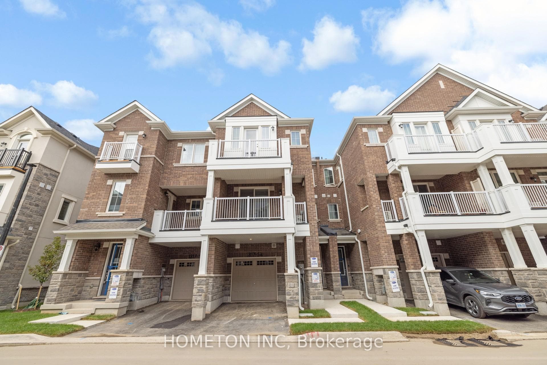 1317 Leriche Way Unit 64, Milton, ON L9E 0H5 - Photo 1