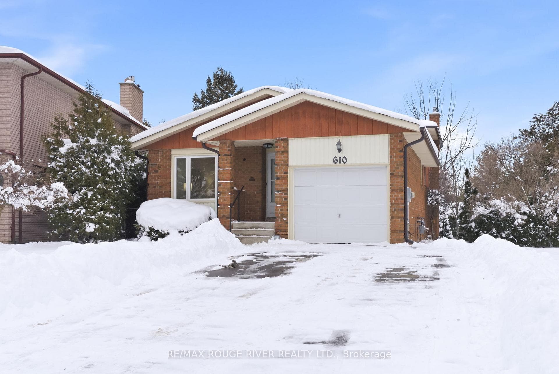 610 Bermuda Court, Oshawa, ON L1J 6J6 - Photo 1
