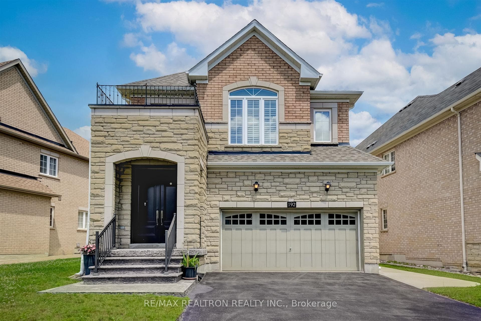 192 Israel Zilber Drive, Vaughan, ON L6A 0L3 - Photo 1