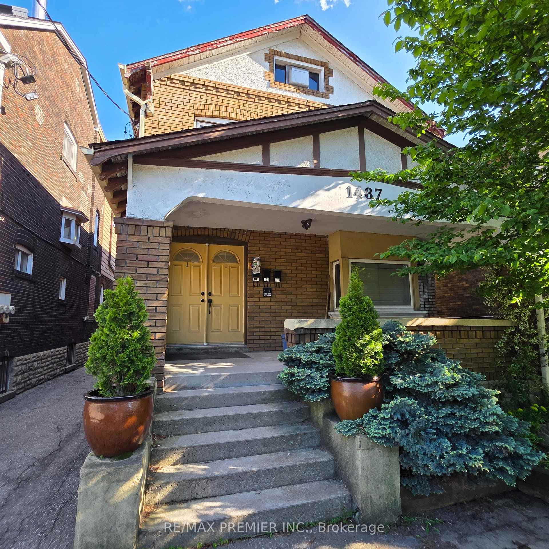 1487 King Street, High Park / Junction / Roncesvalles, ON M6K 1J4 - Photo 1