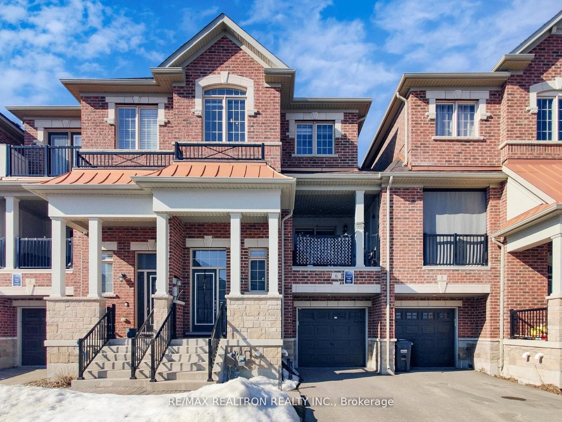 6 Oakmore Lane, Brampton, ON L6Y 6H5 - Photo 1