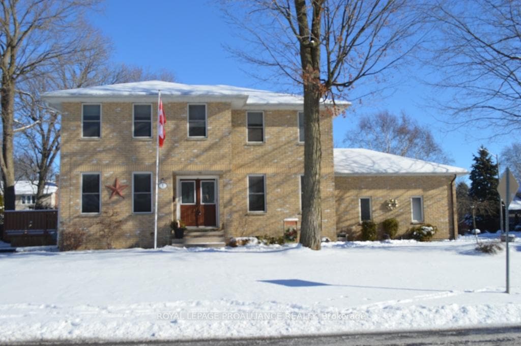 1 Simmons Court, Quinte West, ON K8V 6M9 - Photo 1