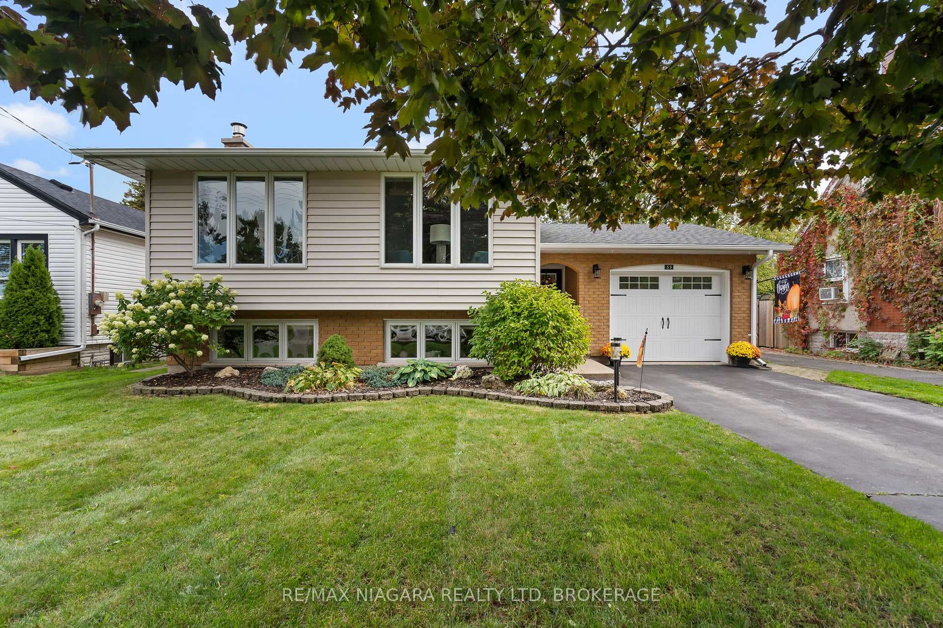 39 Rosemount Avenue, Port Colborne, ON L3K 5P8 - Photo 1