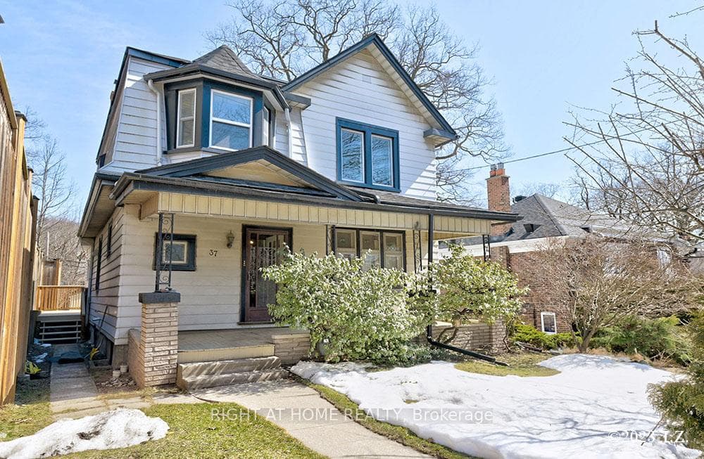 37 Kingswood Road, The Beaches / Upper Beaches, ON M4E 3N4 - Photo 1