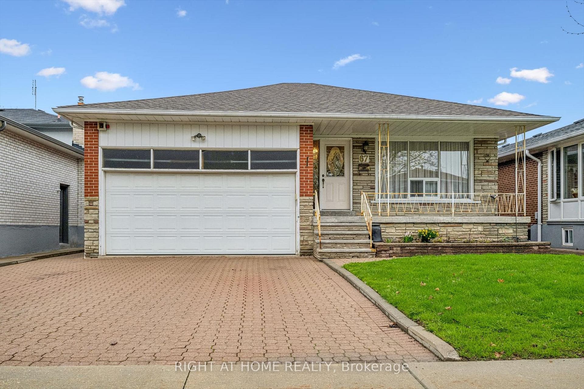 67 Manorhampton Drive, Etobicoke (Kingsview Village / Humber Heights), ON M9P 1E1 - Photo 1