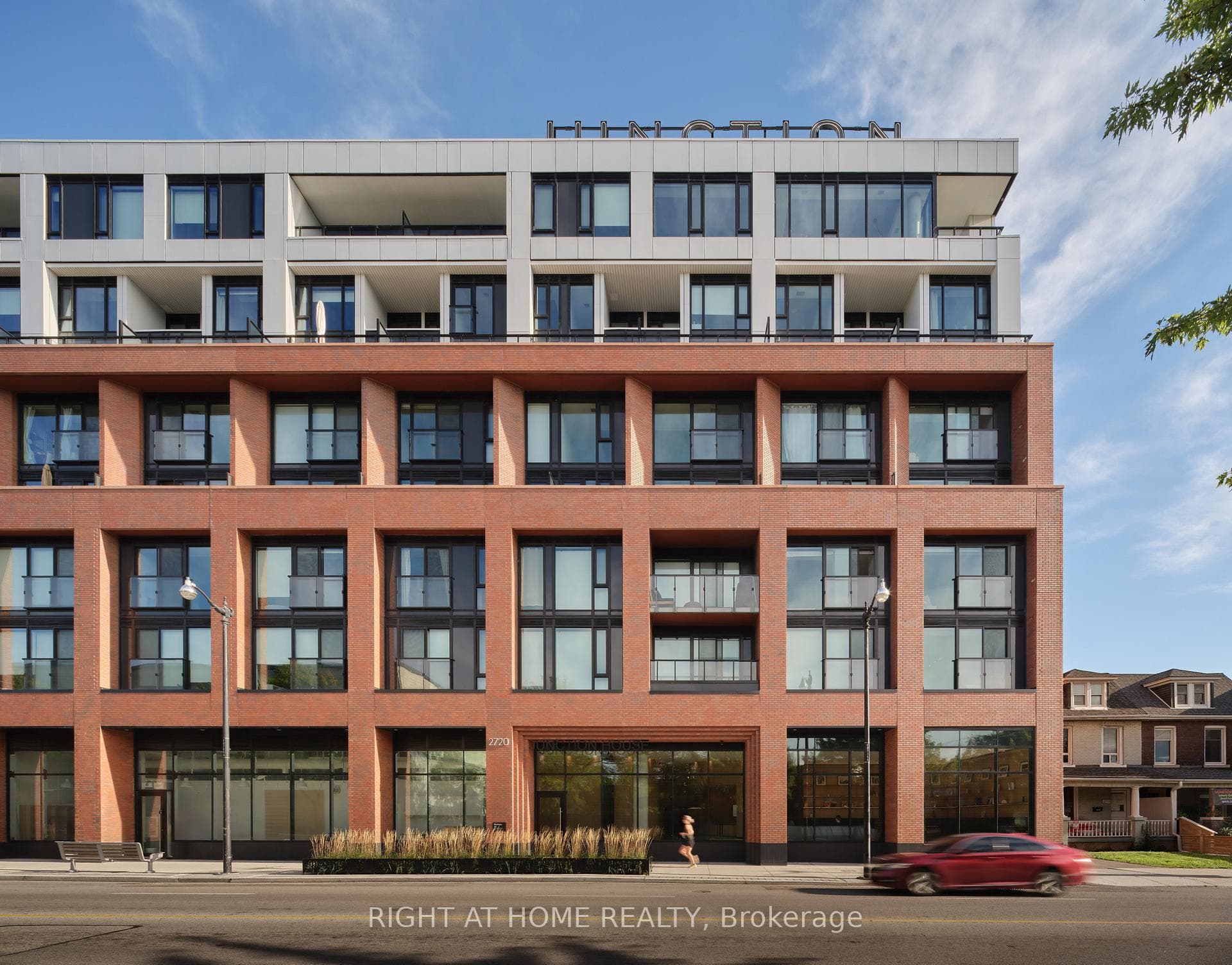 2720 Dundas Street Unit 607, Bloor West Village / Swansea, ON M6P 1Y2 - Photo 1