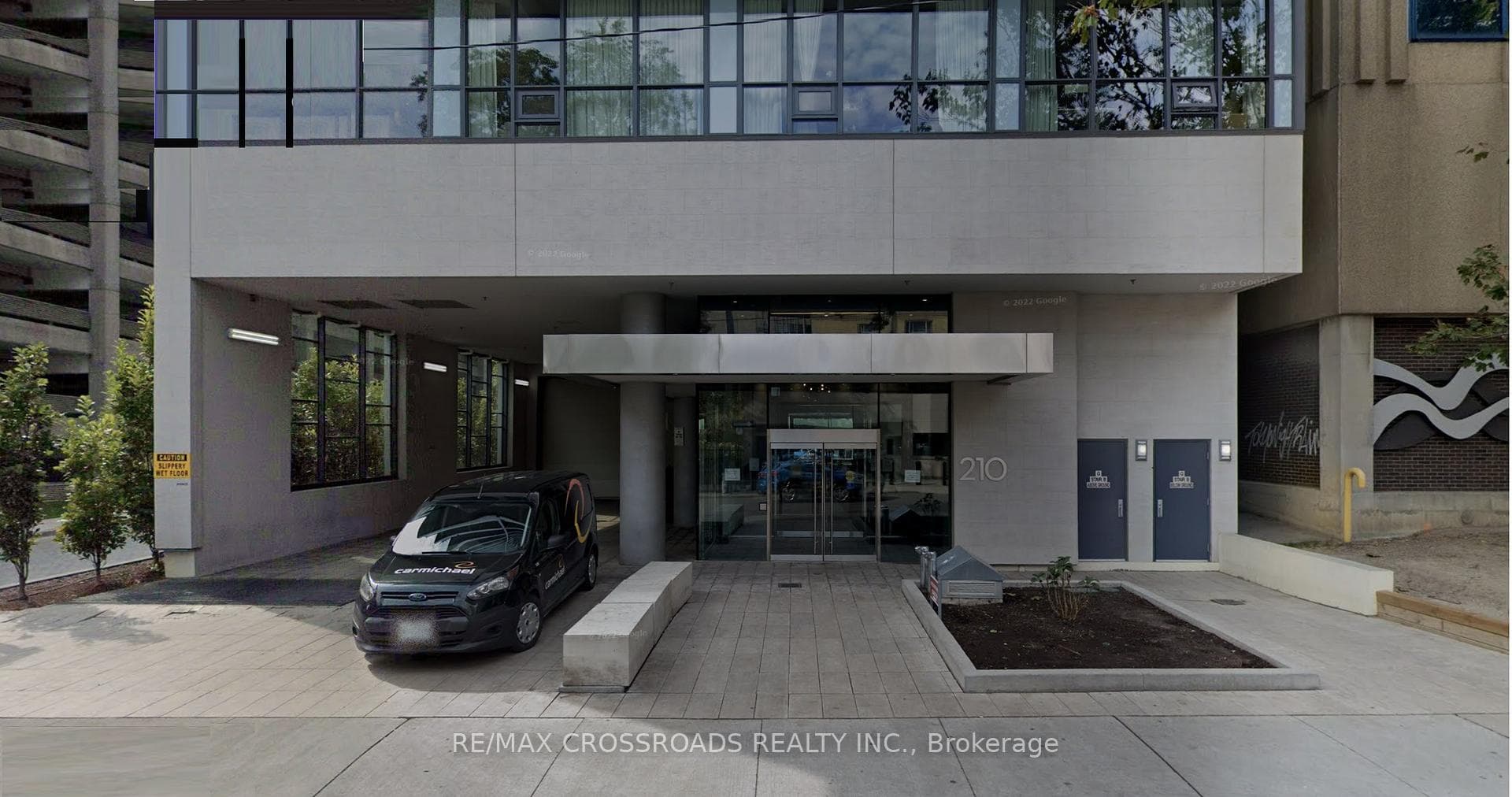 210 simcoe Street Unit 2404, Downtown Toronto / Waterfront, ON M5T 0A9 - Photo 1