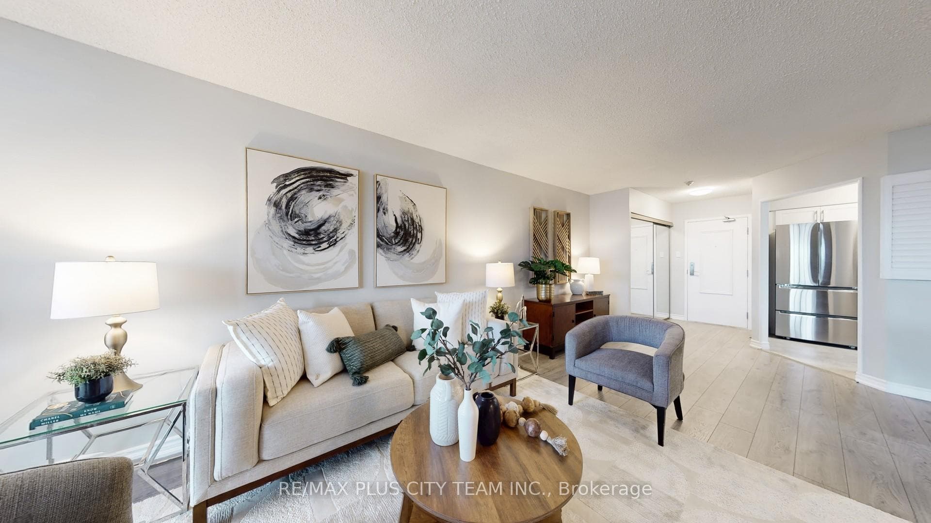 1890 Valley Farm Road Unit 414, Pickering, ON L1V 6B4 - Photo 1
