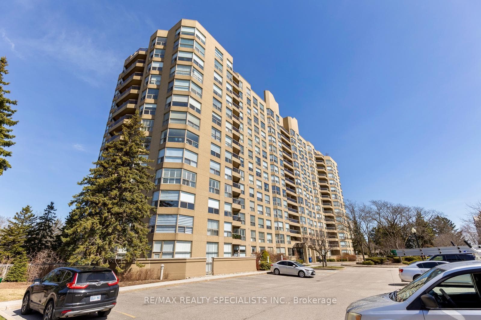 1800 The Collegeway N/A Unit 304, Mississauga, ON L5L 5S4 - Photo 1