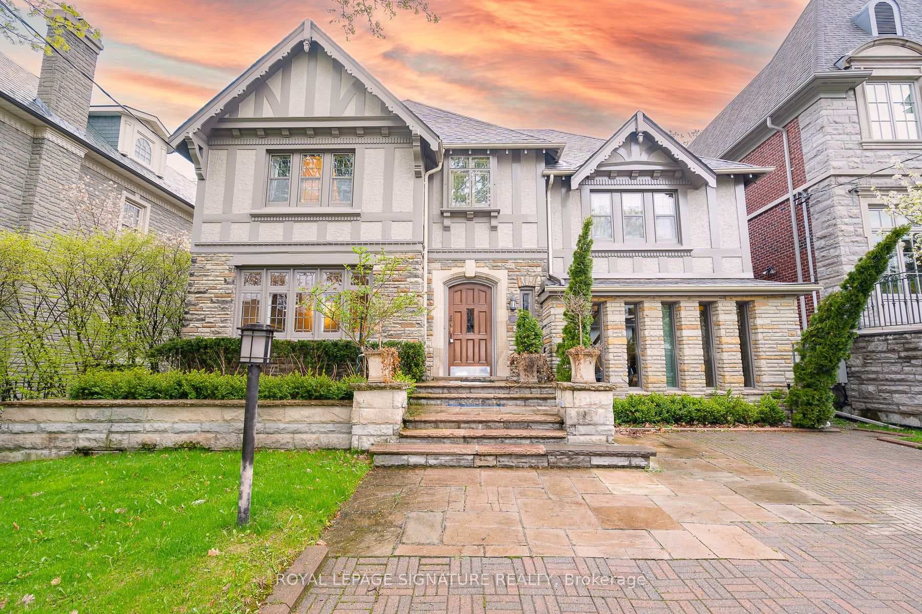408 Rosemary Road, Forest Hill / Deer Park, ON M5P 3E5 - Photo 1