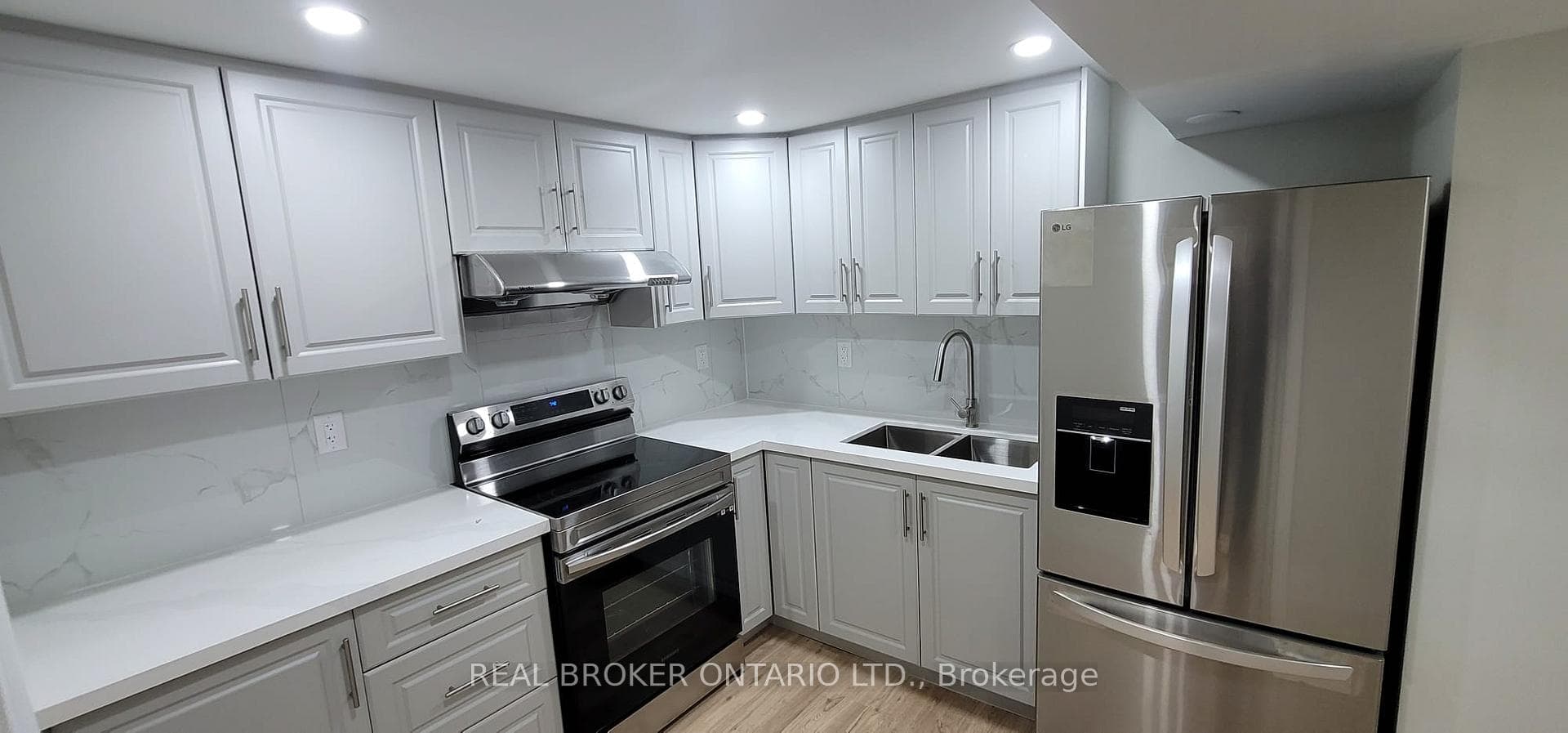6 Banting Crescent, Brampton, ON L6Y 2L8 - Photo 1