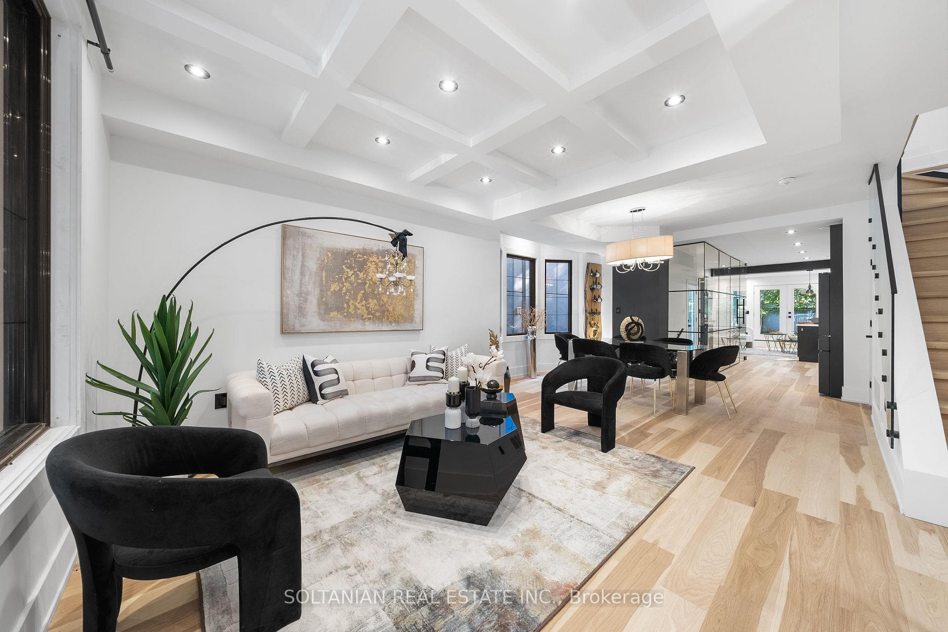 316 Salem Avenue, Bloor West Village / Swansea, ON M6H 3C7 - Photo 1