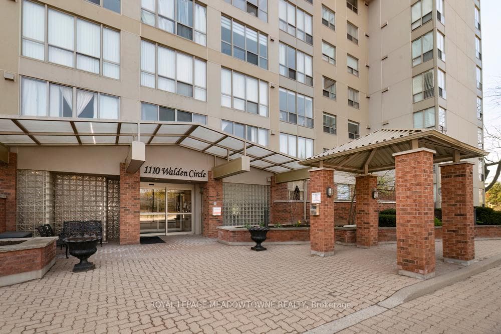 1110 Walden Circle Unit 905, Mississauga, ON L5J 4R3 - Photo 1