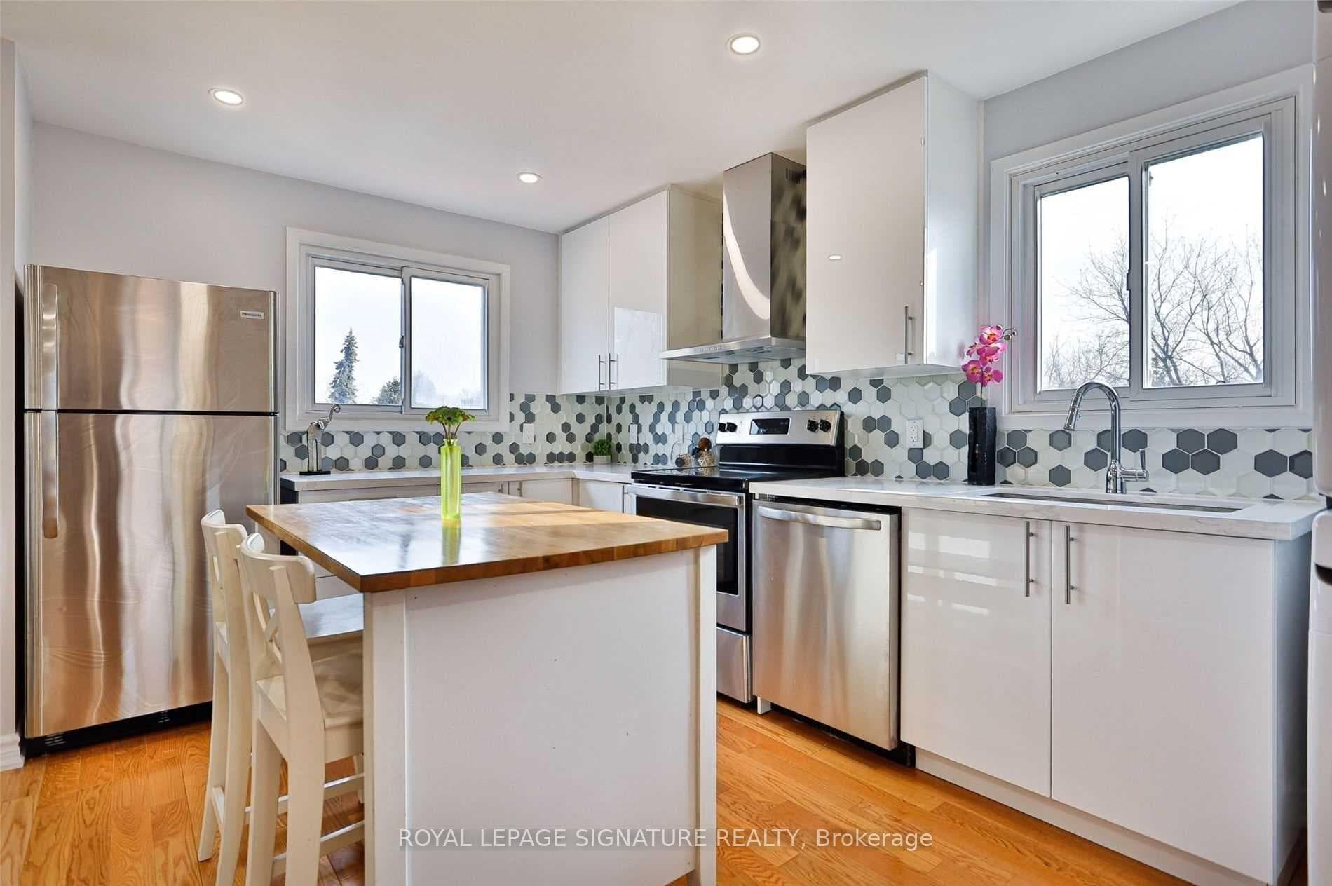 47 South Edgely Avenue Unit Upper Unit, Birch Cliff / Cliffside, ON M1N 3K9 - Photo 1