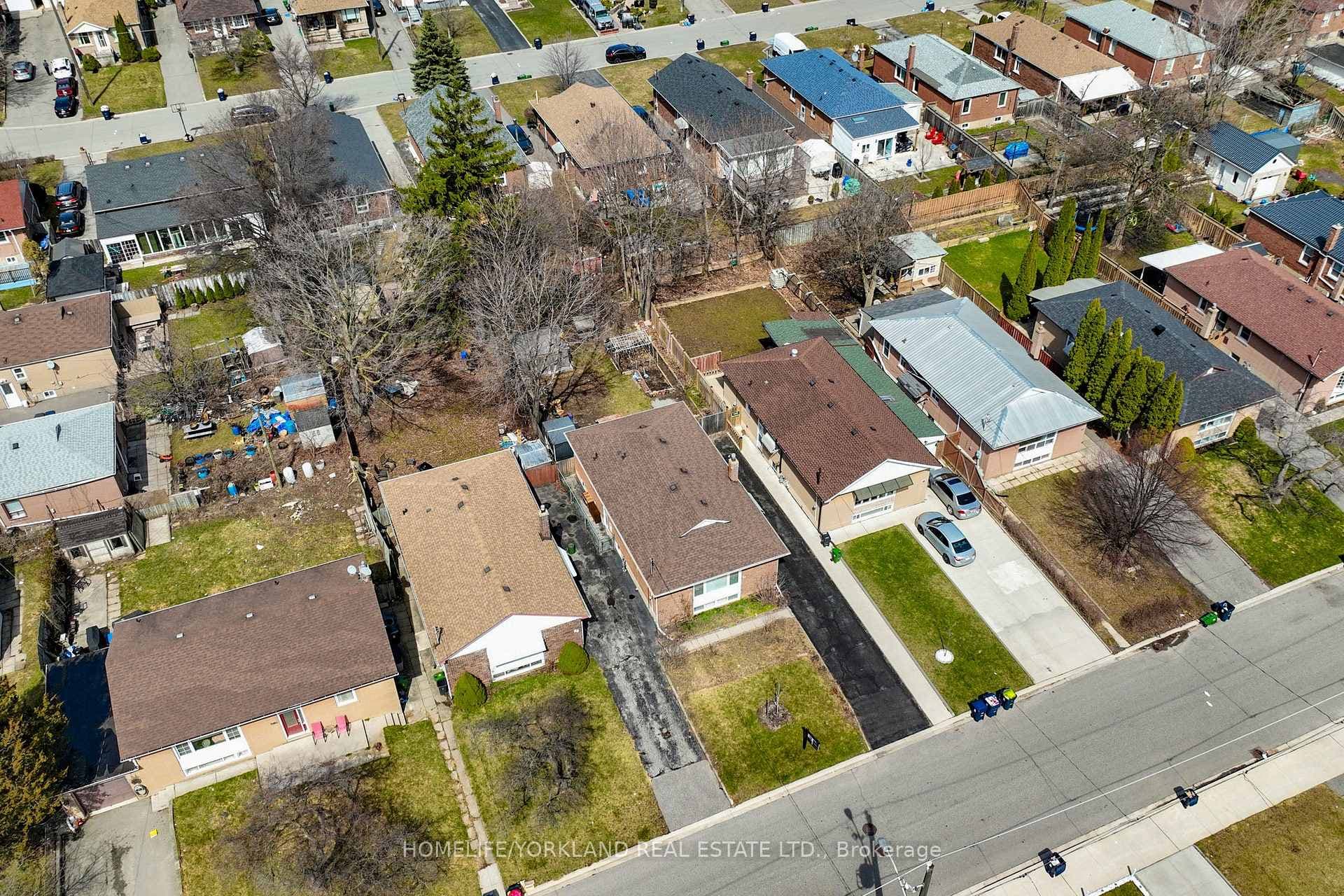 30 Merrian Road, Dorset Park / Kennedy Park, ON M1K 3M7 - Photo 1