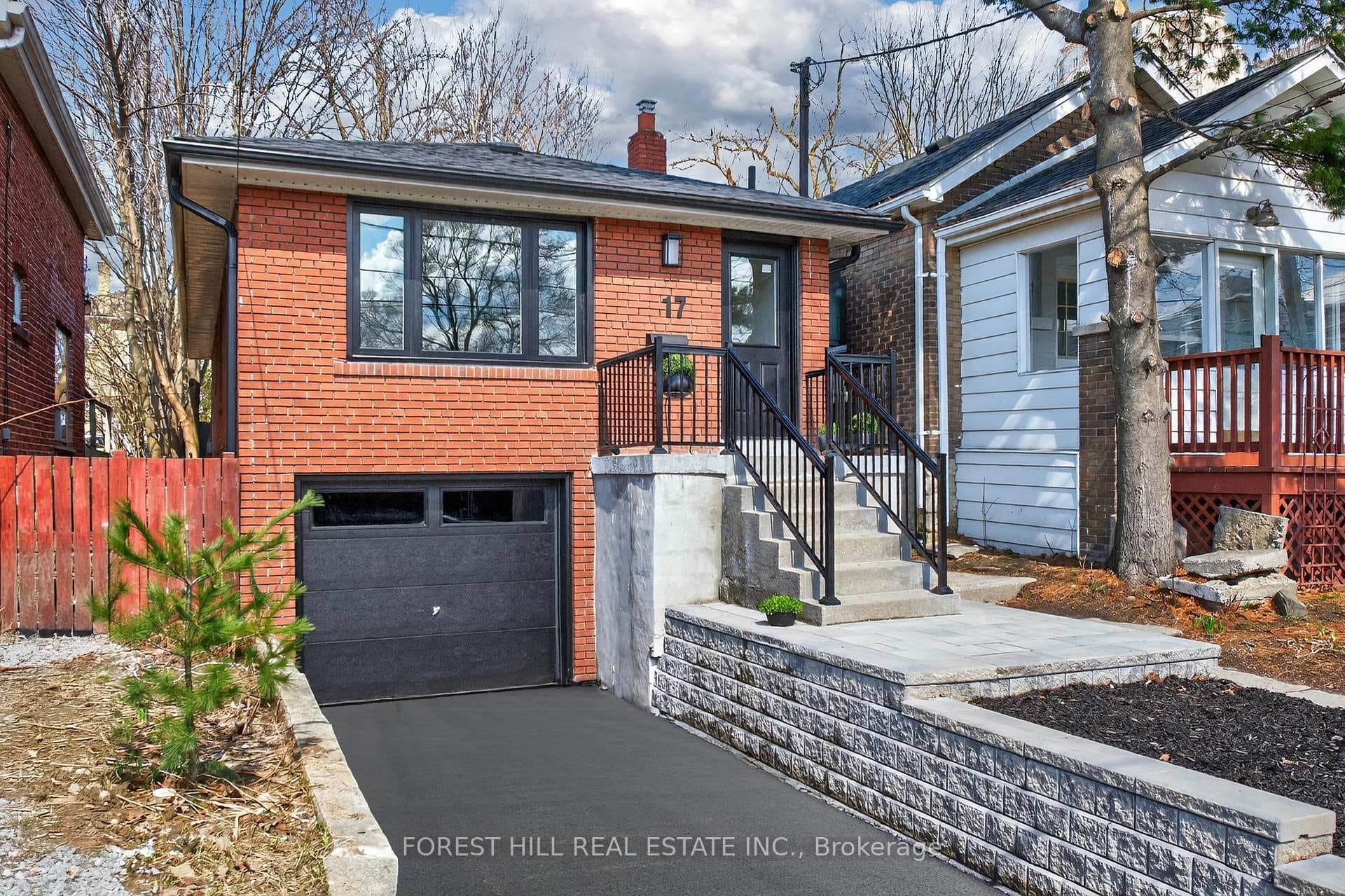 17 Alexander Street, Liberty Village / Parkdale / South Parkdale, ON M8V 2K7 - Photo 1