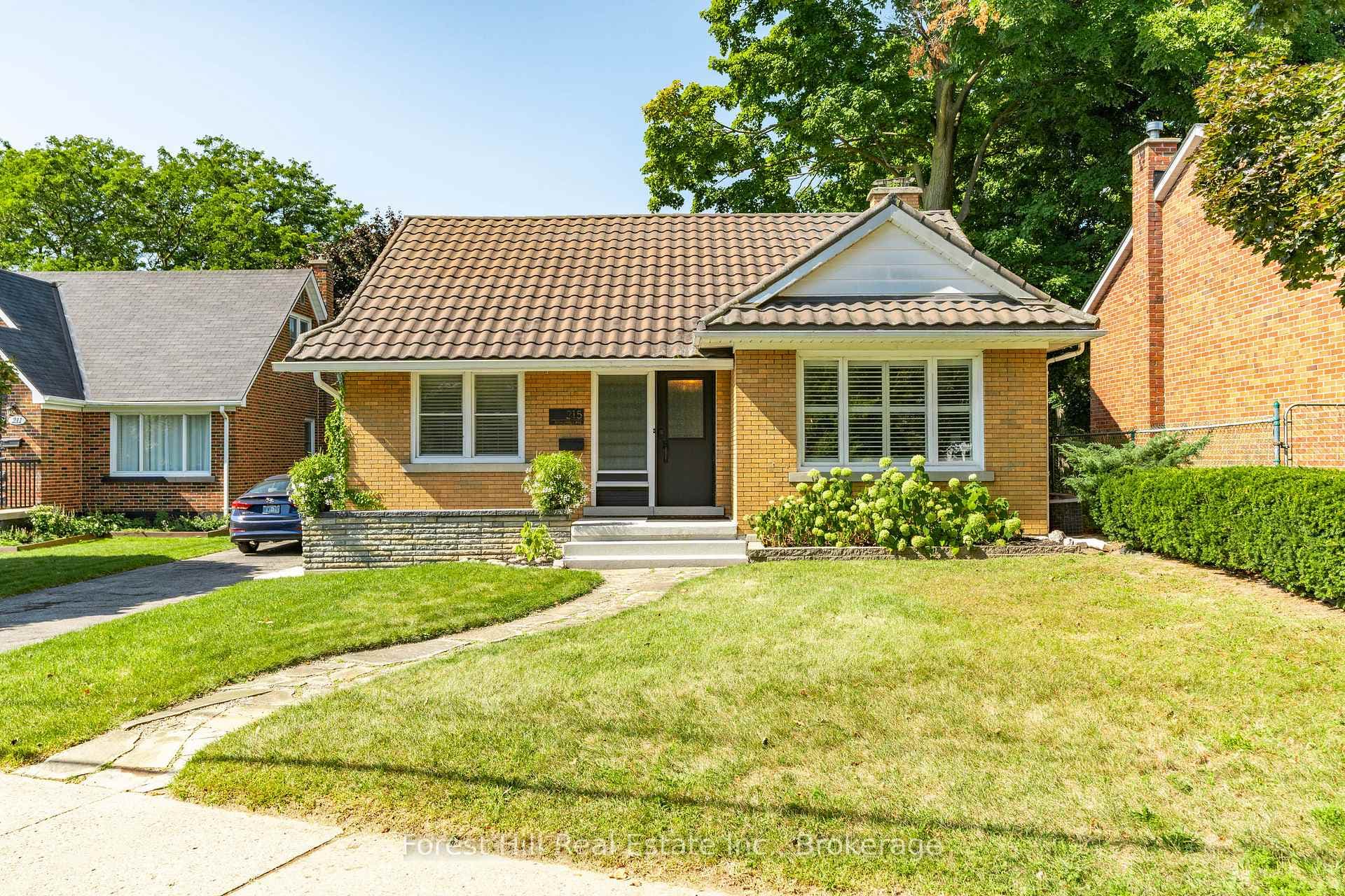 215 Margaret Avenue, Kitchener