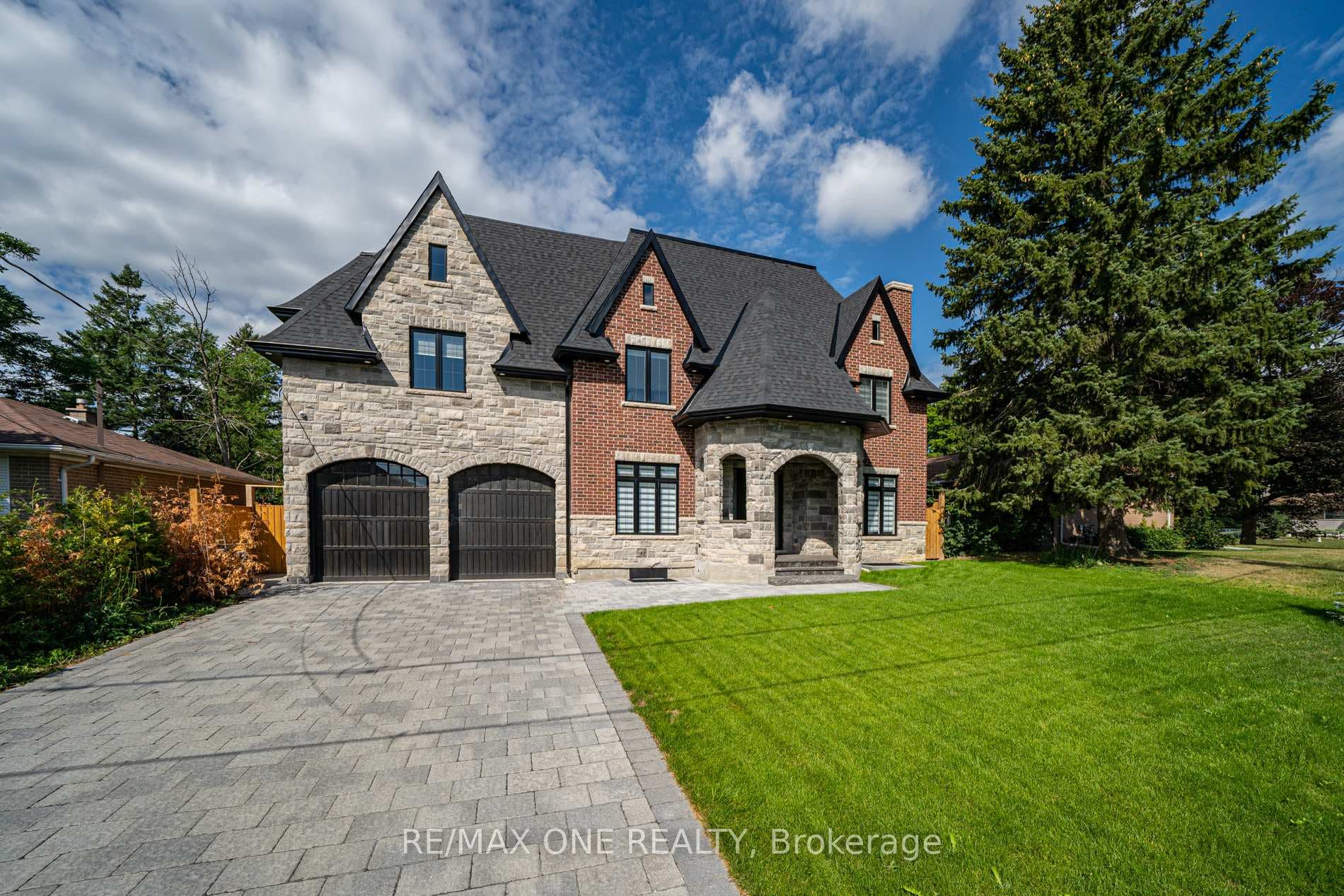 14 Clemson Crescent, Vaughan