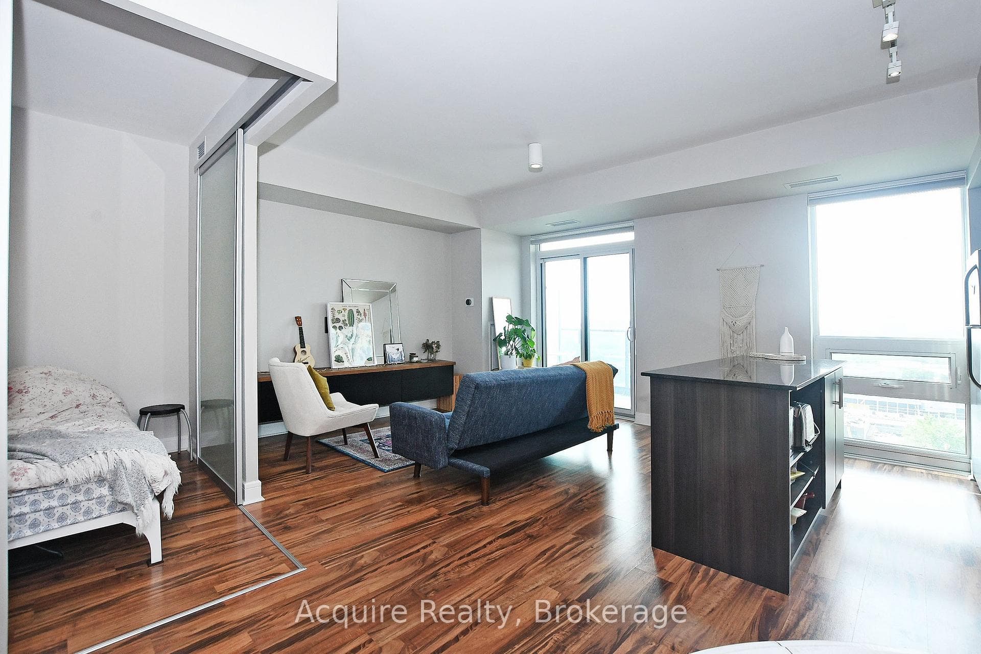 35 Brian Peck Crescent Unit LPH09, Flemingdon Park / Don Mills, ON M4G 0A5 - Photo 1