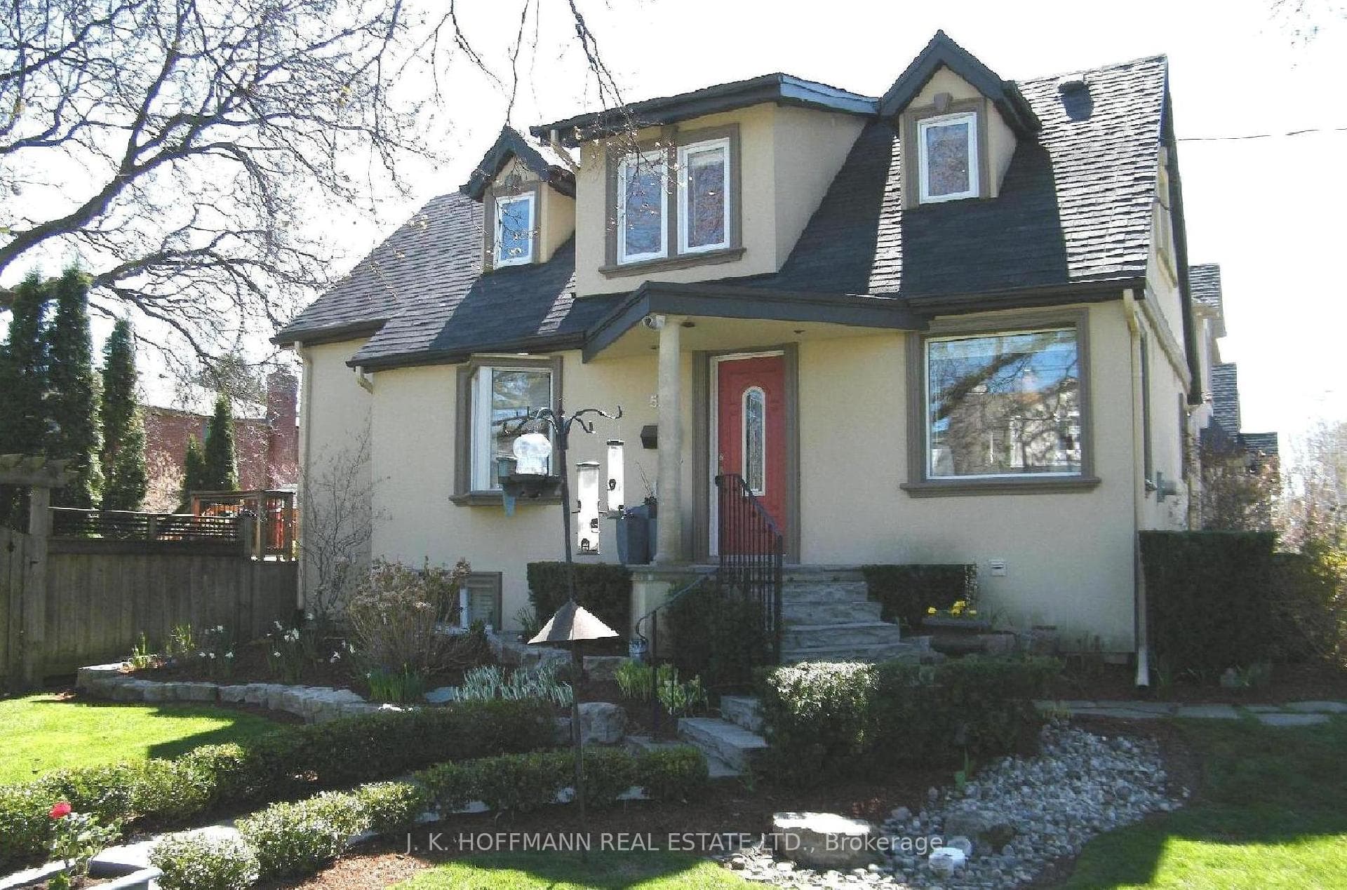 56 Lothian Avenue, Corso Italia / Dufferin Grove, ON M8Z 4K5 - Photo 1