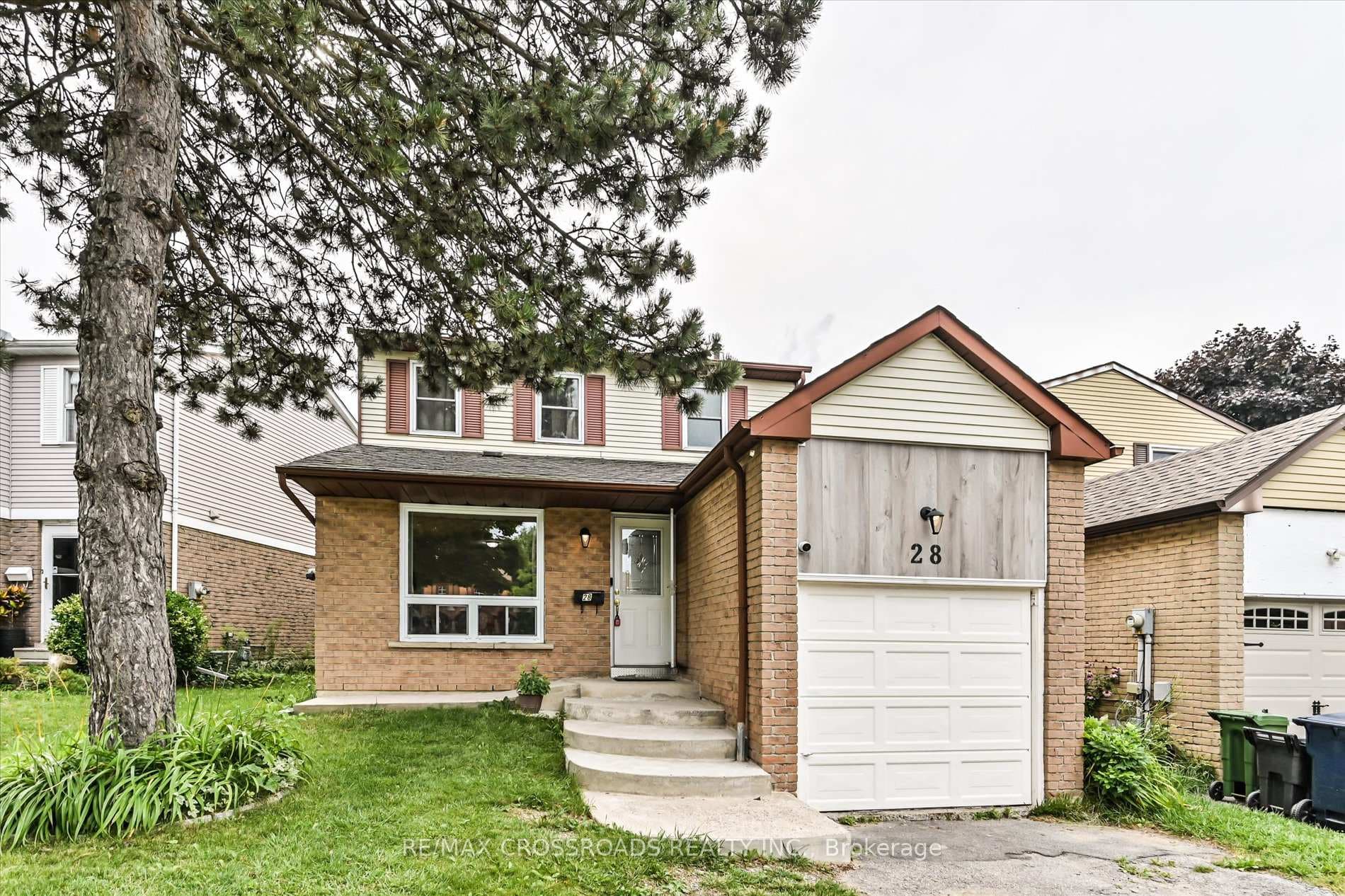 28 Warwick Castle Court, Scarborough (Morningside / West Hill), ON M1B 3E1 - Photo 1