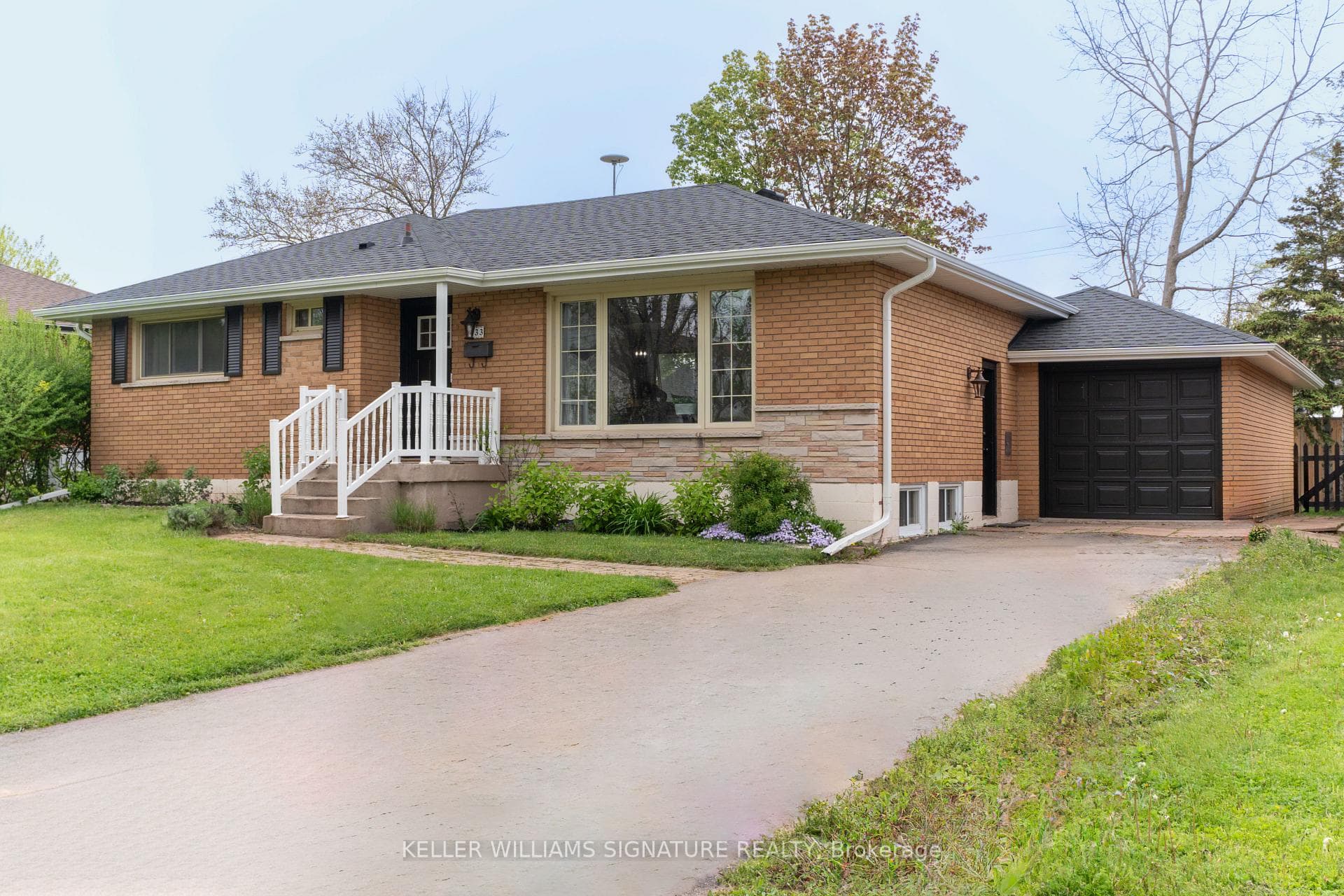 433 Murray Street, Grimsby