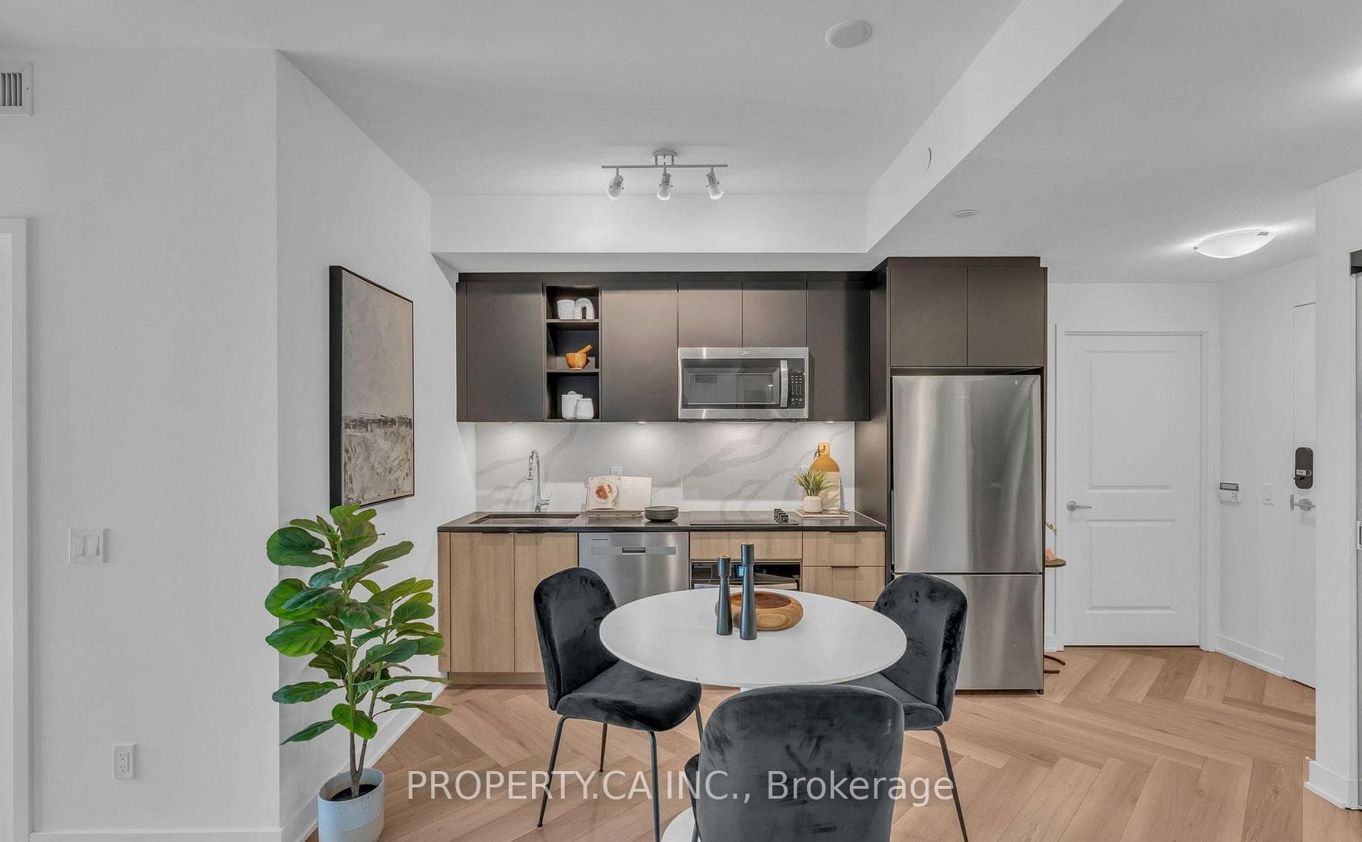 543 Richmond Street Unit 713, Downtown Toronto / Waterfront, ON M5V 0W9 - Photo 1