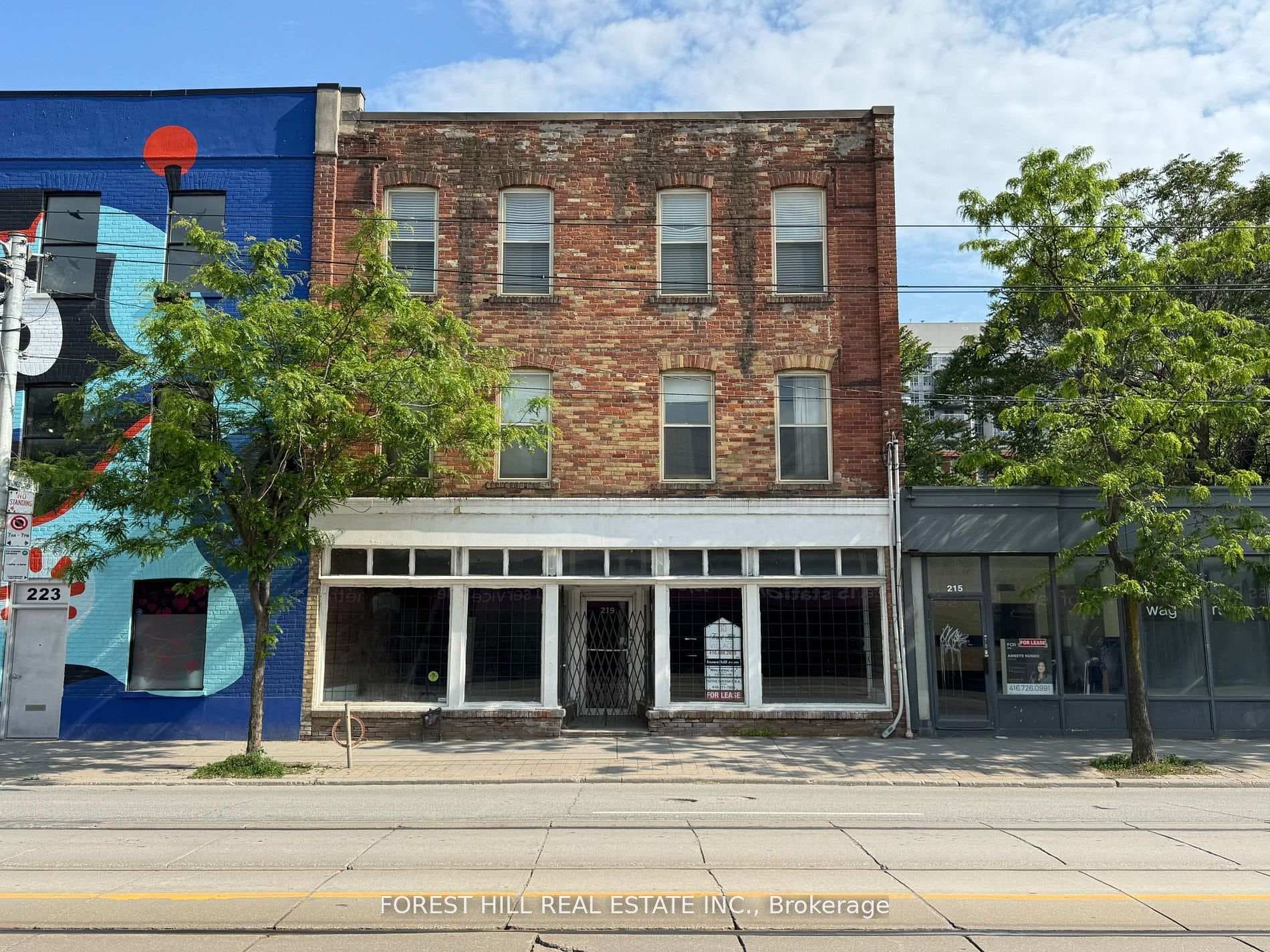 219 Queen Street, Regent Park / Cabbagetown / St. James Town, ON M5A 1S2 - Photo 1