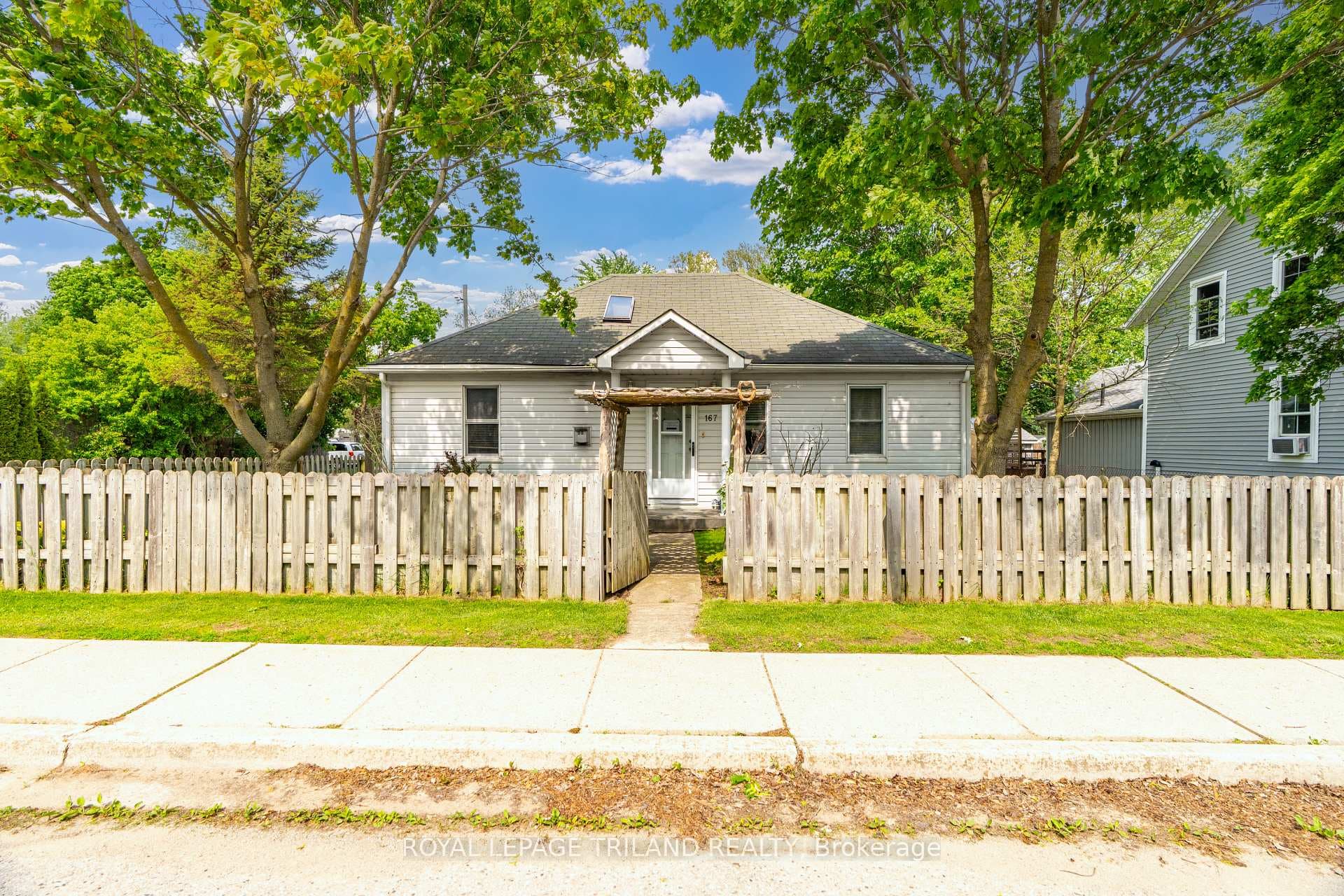 167 Simpson Street, Southwest Middlesex