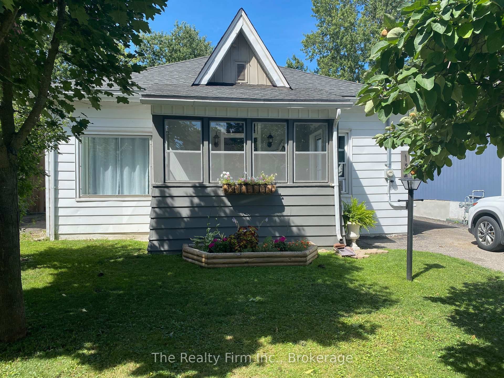 134 Well Street, Stratford, ON N5A 4M1 - Photo 1