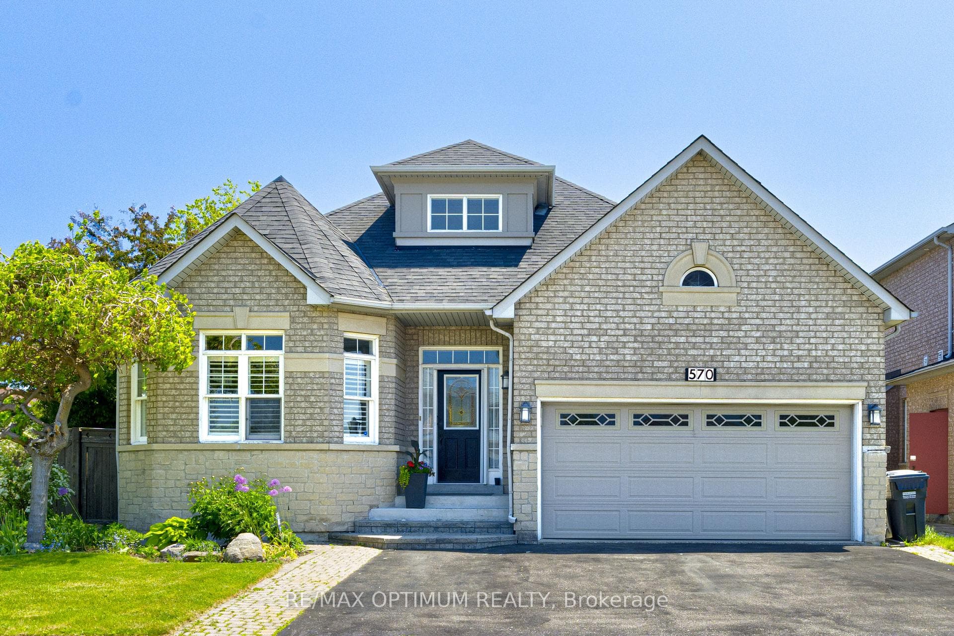 570 Indian Summer Trail, Mississauga, ON L4Z 3Y7 - Photo 1