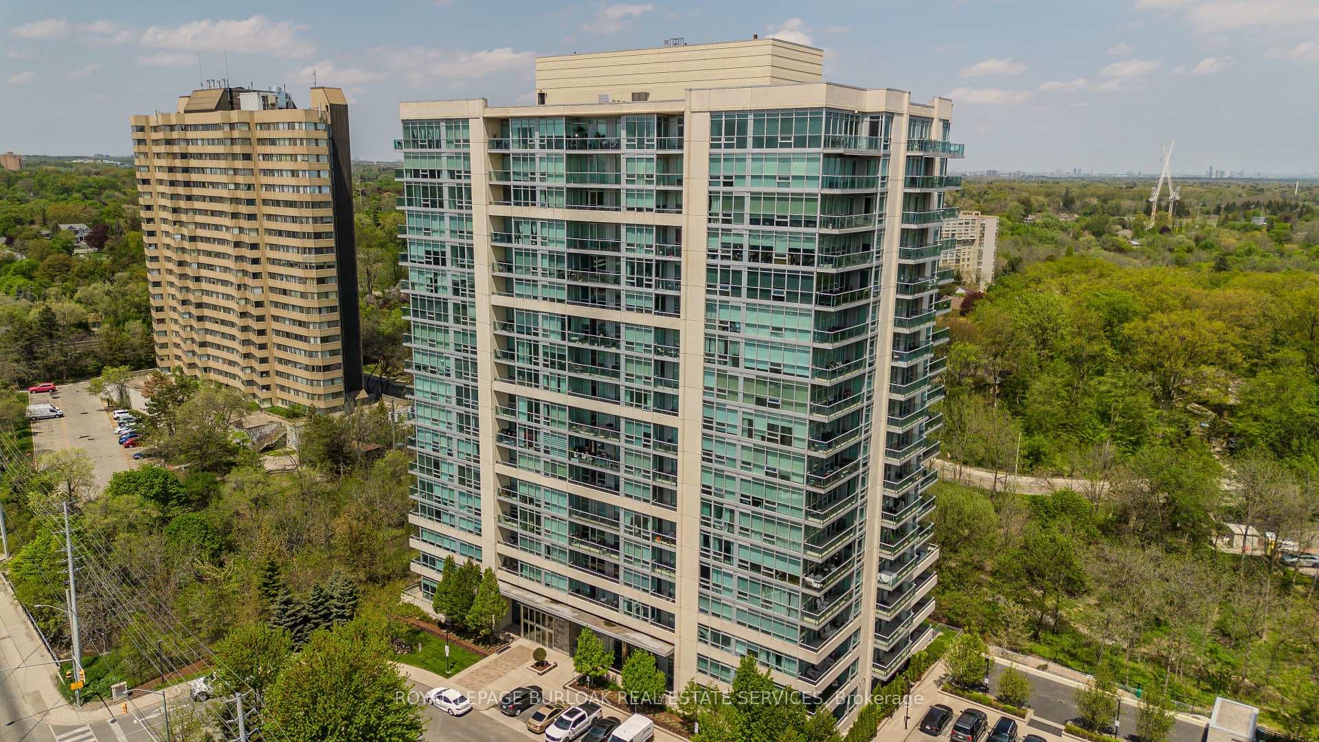 1055 Southdown Road Unit 312, Mississauga, ON L5J 0A3 - Photo 1