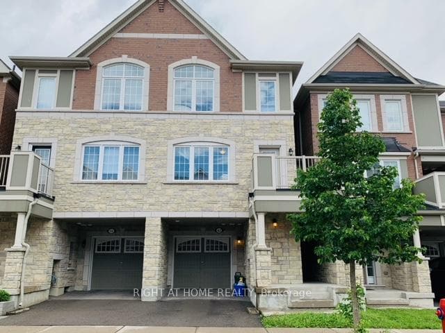 43 Minlow Way, Aurora, ON L3X 1V9 - Photo 1