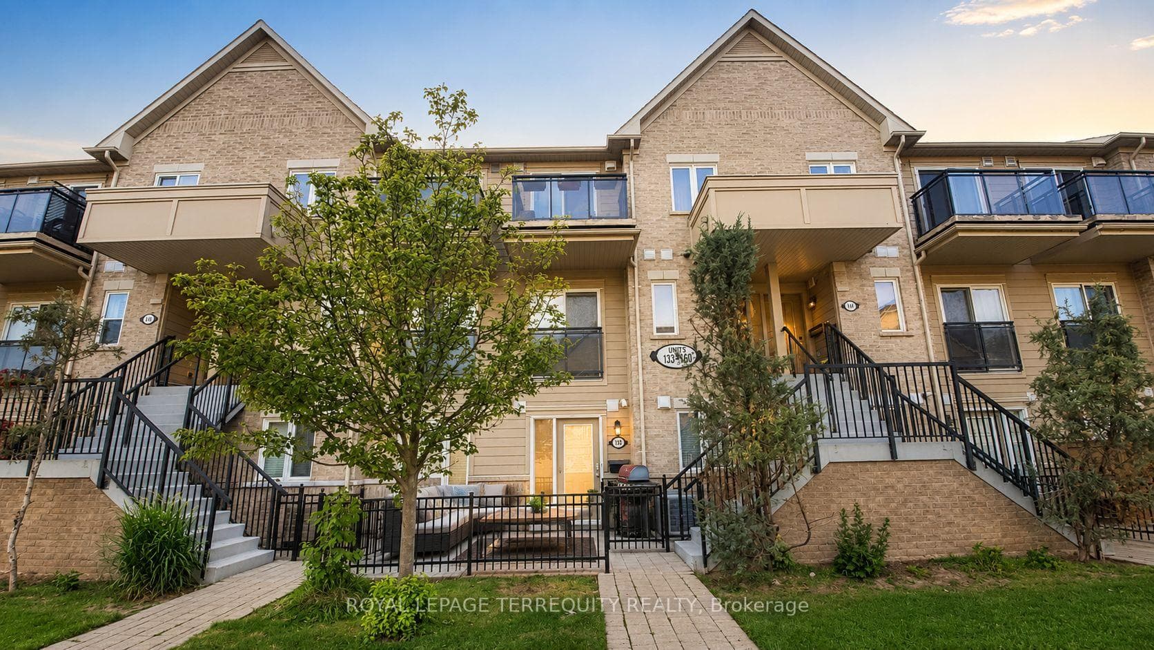 4975 Southampton Drive Unit 139, Mississauga, ON L5M 8C8 - Photo 1