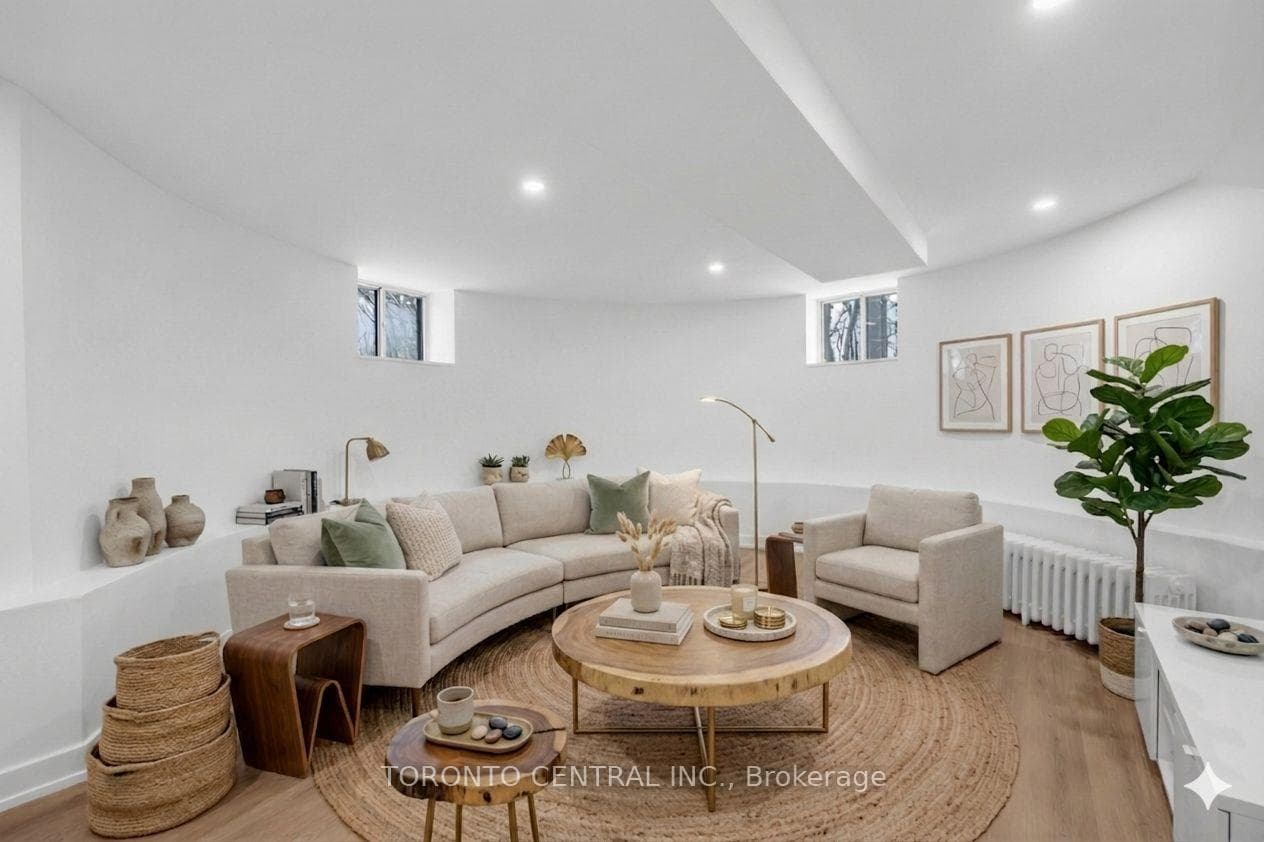 171 Parkside Drive Unit Basement, High Park / Junction / Roncesvalles, ON M6R 2Y9 - Photo 1