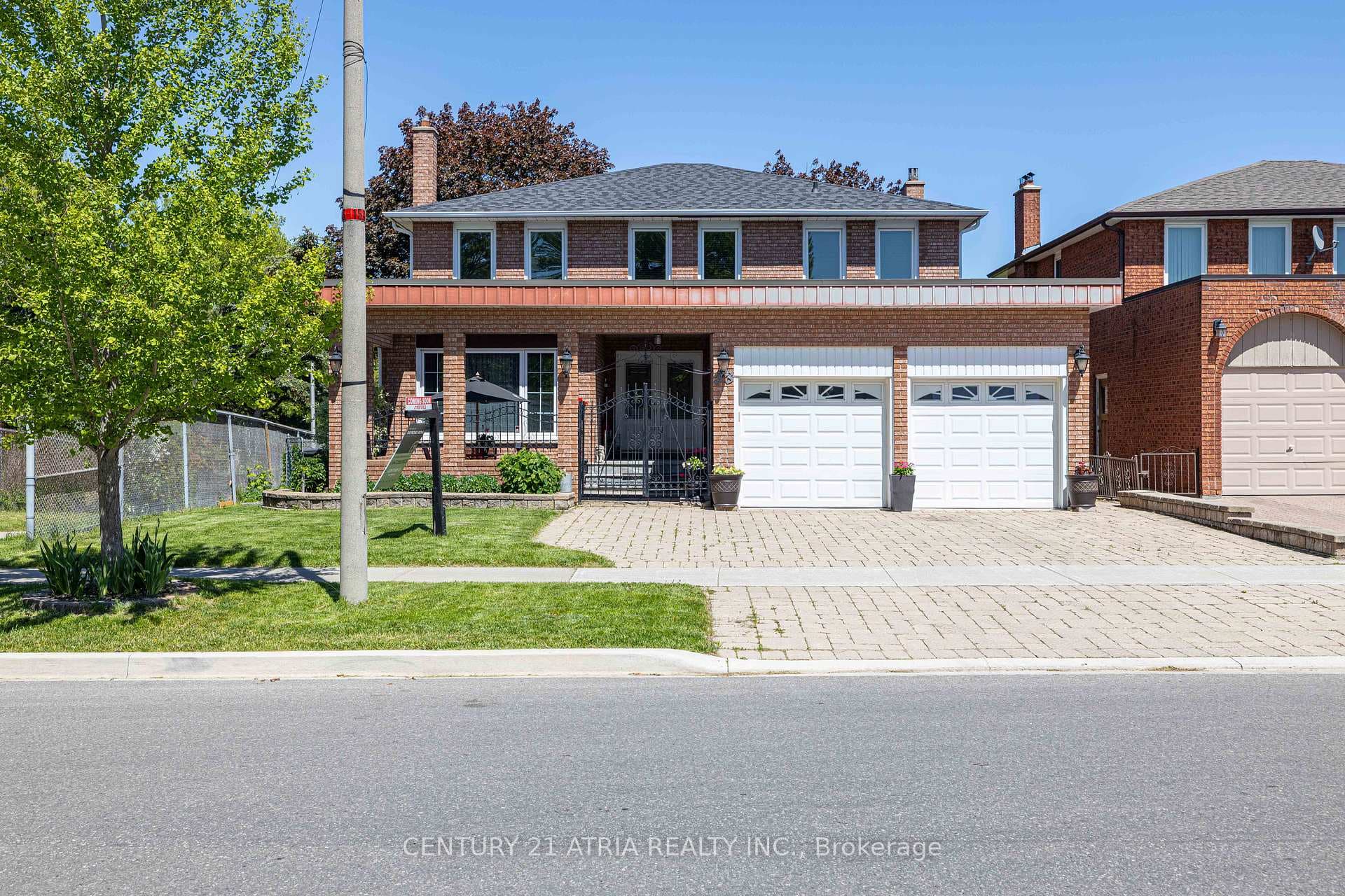 33 Morbank Drive, Scarborough Village / Eglinton East, ON M1V 2M1 - Photo 1